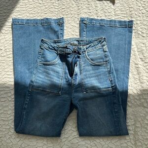 Super Hi-Rise Flare American Eagle Jeans